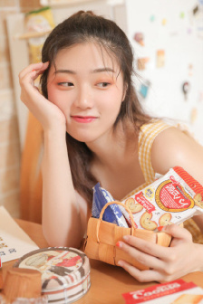 再次微笑